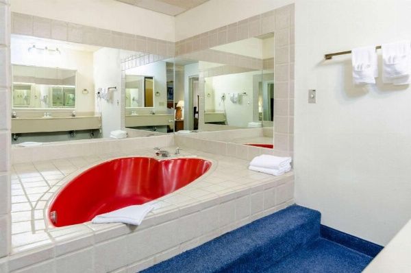 Quality Inn & Suites Salina image 22